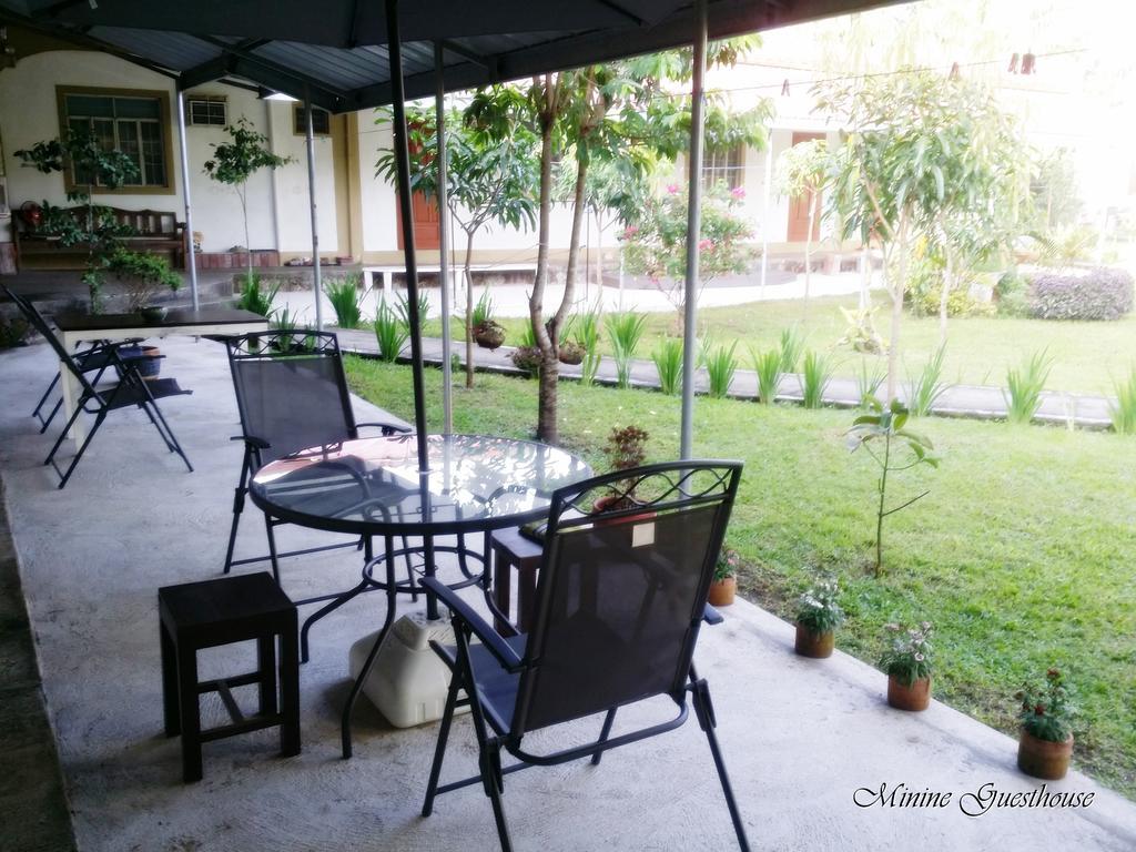 Minine Guesthouse Silang Екстериор снимка