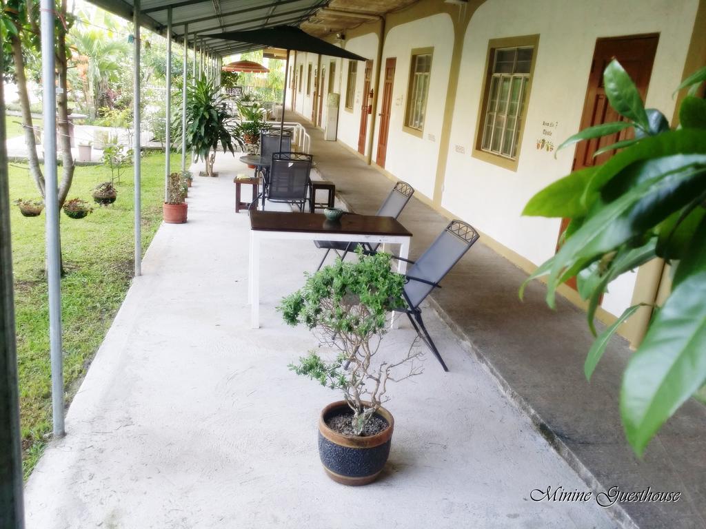 Minine Guesthouse Silang Екстериор снимка