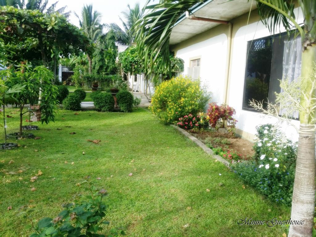 Minine Guesthouse Silang Екстериор снимка